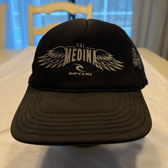 Rip Curl-Medina 2018 World Surf League champion limited edition trucker hat